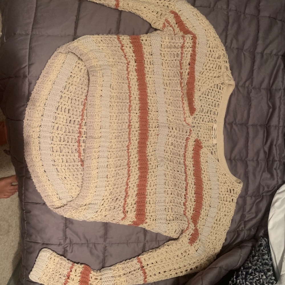 urban outfitters cropped sweater